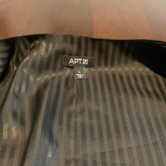 Mens vest - Picture 5 of 10